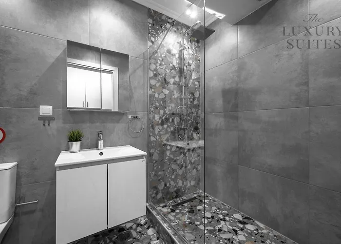 Westay #1, The Luxury Apartament *